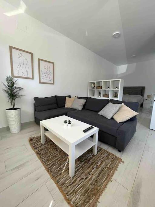 Estudio Playa La Misericordia Malaga Ngoại thất bức ảnh